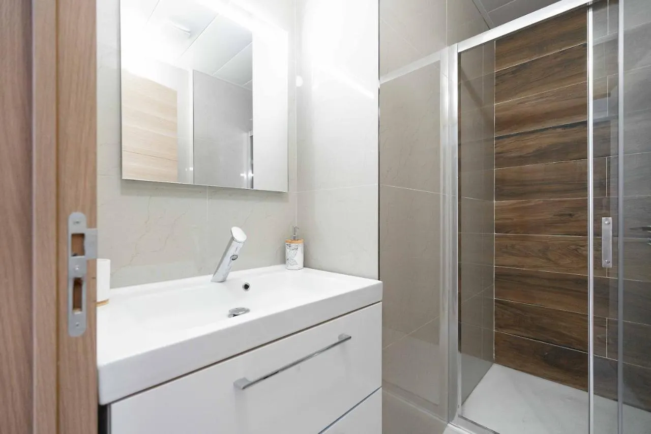 Les Petits Pavillons Appartements Standing 1 Chambre 4 Pers Clim Vieux-Port Μασσαλία 0*,  Γαλλία