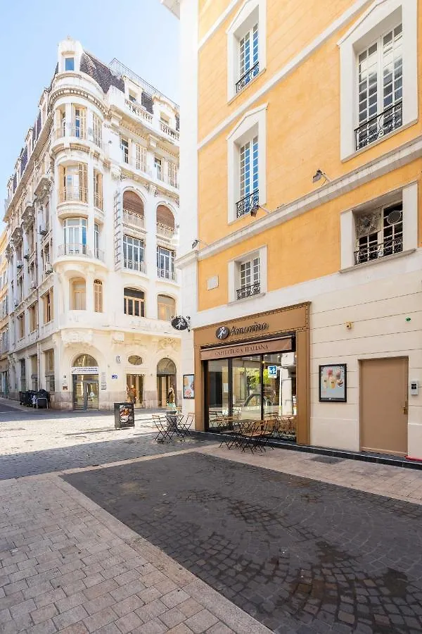 Les Petits Pavillons Appartements Standing 1 Chambre 4 Pers Clim Vieux-Port Marseille 0*,  France